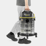 Вертикальный пылесос Kärcher DVAC 2200