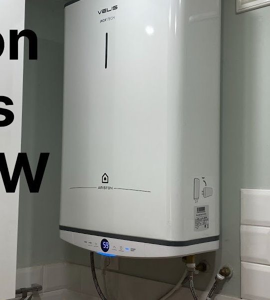 ARISTON VELIS 50L Sensor — накопительный водонагреватель, белый