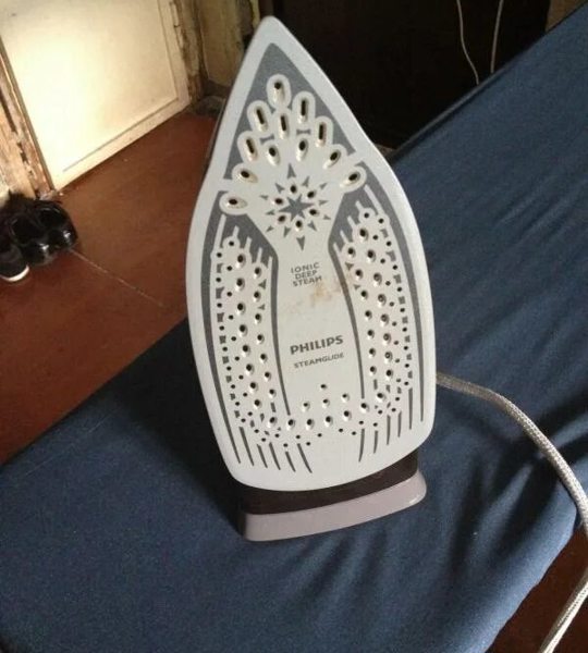 УТЮГ PHILIPS GC-487 STEAMER