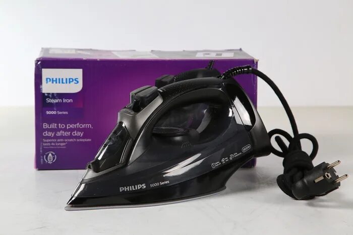 УТЮГ PHILIPS IRON DST5040