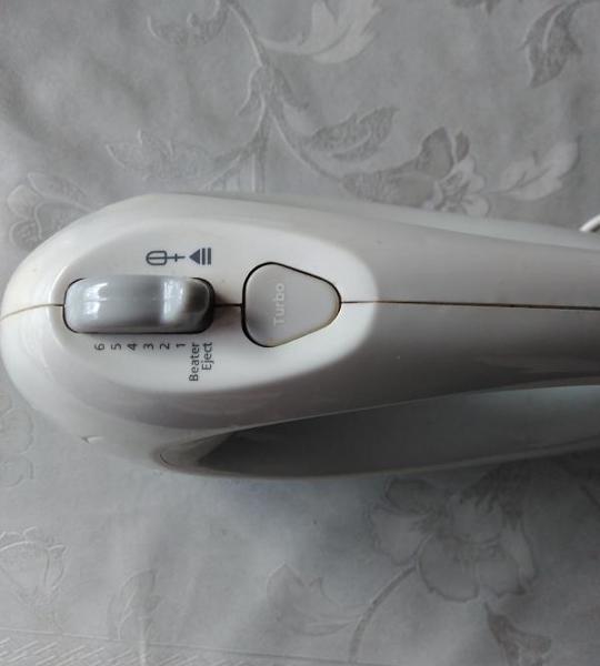  МИКСЕР РУЧНОЙ  KENWOOD HM330