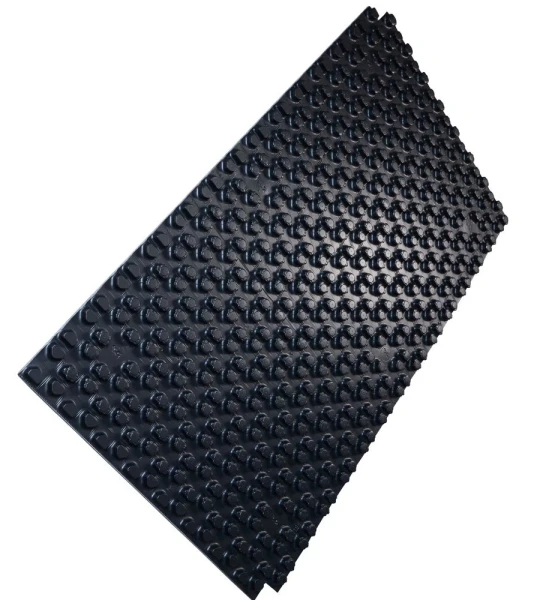 Панель изоляционная преформованная для систем напольного отопления, из вспененного полистирола с графитом Giacomini R979